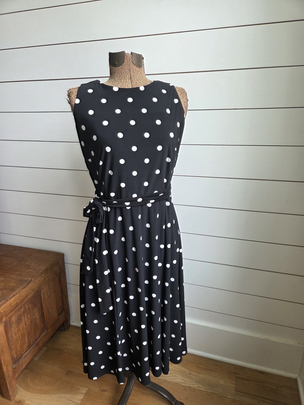 Anne Klein Black and White Polka Dot Sleeveless Tie-Waist Midi Dress
